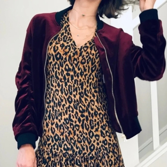 NWOT SANDRO Paris Ventura Cranberry Red Velvet Bomber Jacket - Picture 3 of 14